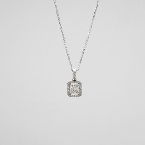 0,24 Ct. Pırlanta Baget Kolye