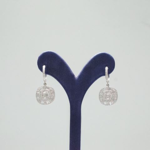 1,43 Ct. Pırlanta Baget Küpe